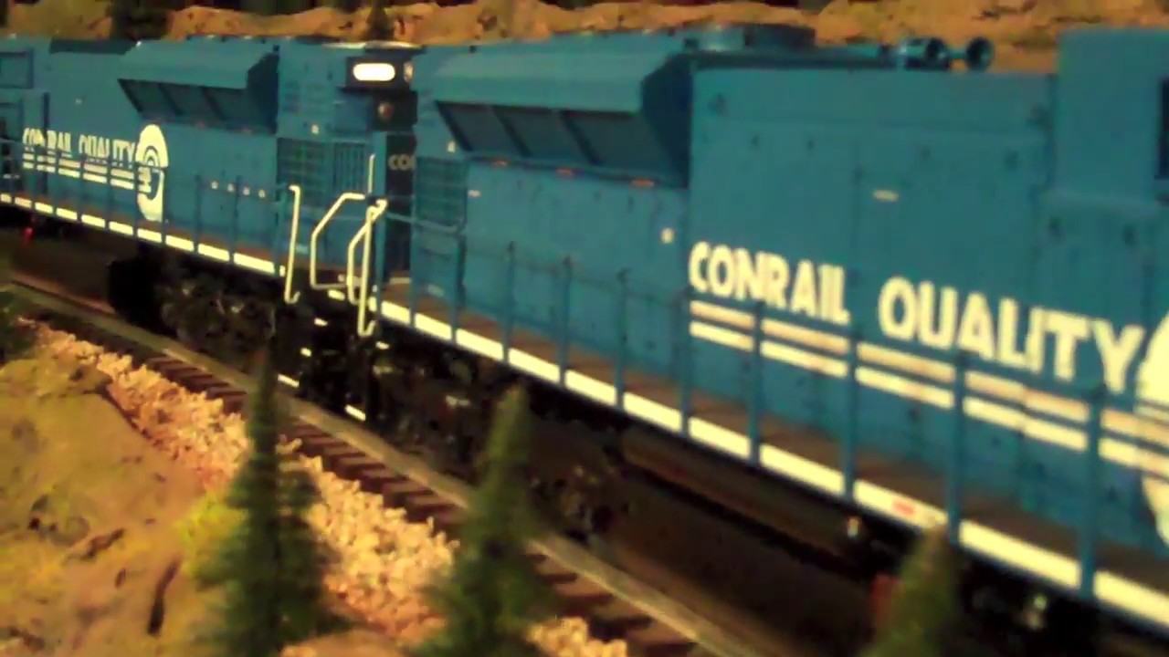 MTH TRAINS: CONRAIL POWER - YouTube