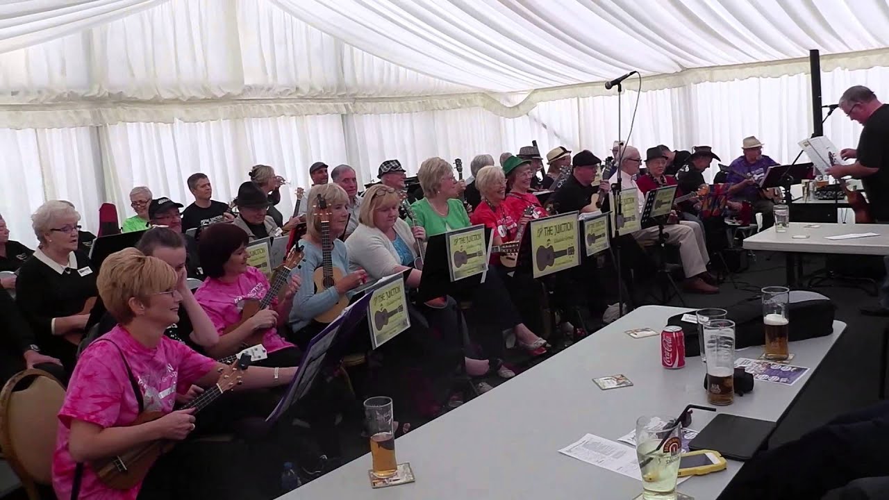 Baz's hobbies - 20X - JUNCTION UKULELE GROUP @ Octoberfest - RAINFORD Junction Pub