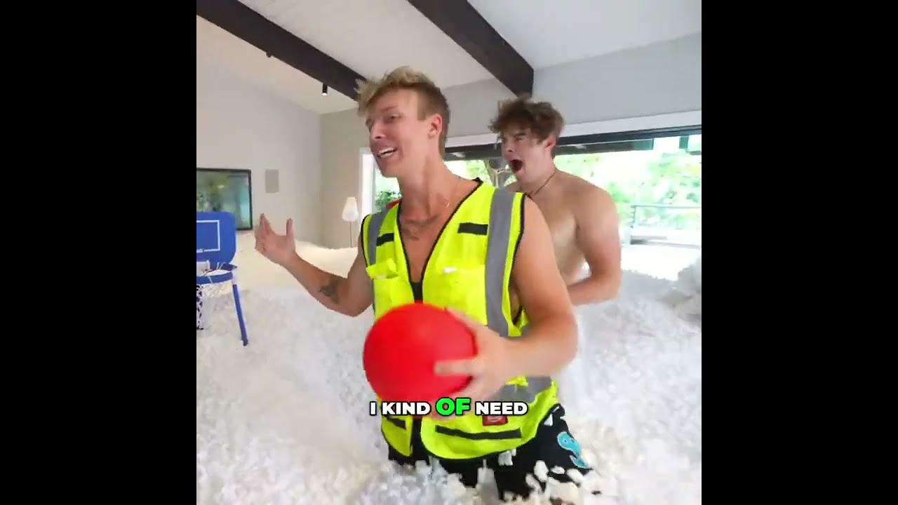 Epic Trick Shot Battle: Jeremy vs. Mom! Who Will Take the Victory?