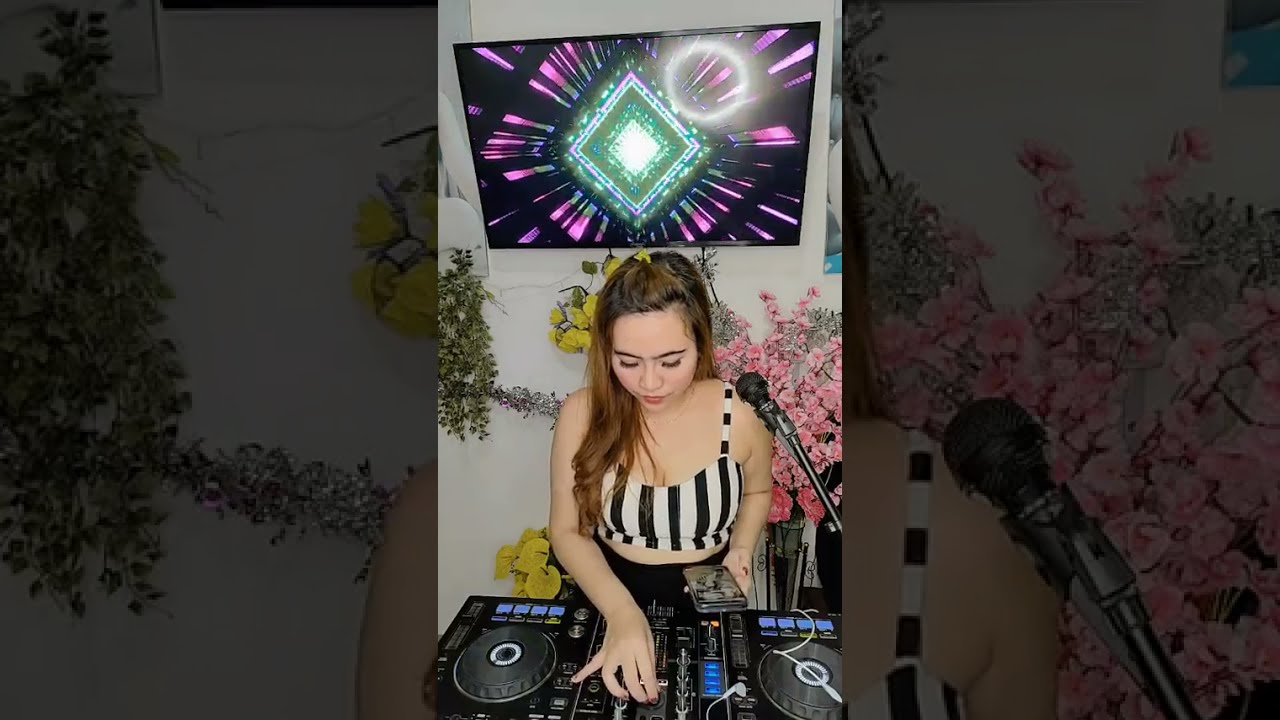 Spesial live in Room - Fdj sandra arimby Gmix