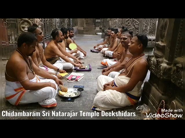 Chidambaram Thillai Sri Natarajar Temple 28.10.2020 Pradosham Rudra Japa Parayanam And #Annadhanam class=