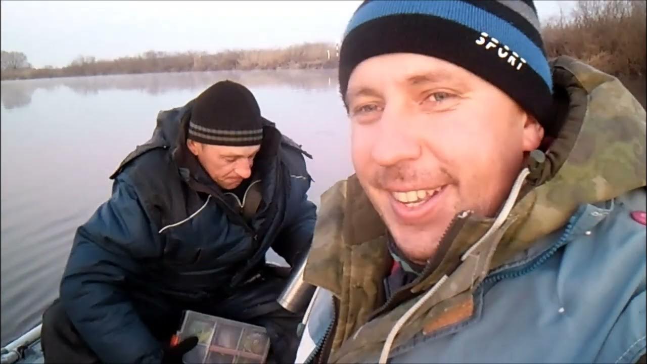 Троллинг на волге снасти. Ловля троллингом. Ловля рыбы троллингом. Троллинг на реке. Троллинг (рыбная ловля).