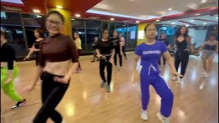 #zumba #comolaflor #zin92 ZUMBA CLASS - COMO LA FLOR | ZIN 92 - CUMBIA | Zumba Choreography