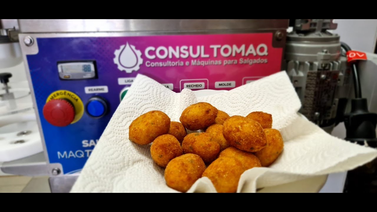Pastel de Bacalhau Português na Modeladora Consultomaq