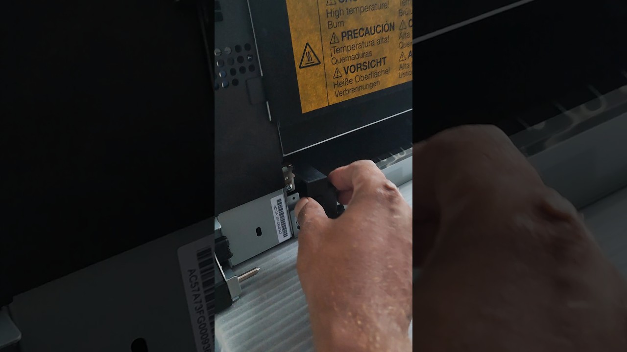 FUSER UNIT OF ACCUROPRESS Guides ISTALL 