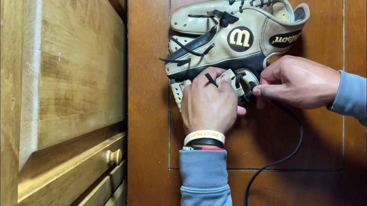 How to Relace a Baseball Glove Wilson A2000 i Relace (Double X