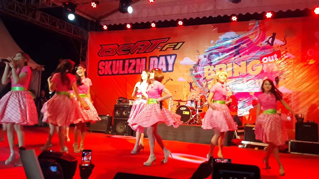 Cherrybelle-Beautiful at Top100 Batam (7 Sept 2014)