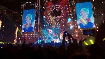 Mashup: Unstoppable, Girl on fire, Walk away - Tóc Tiên