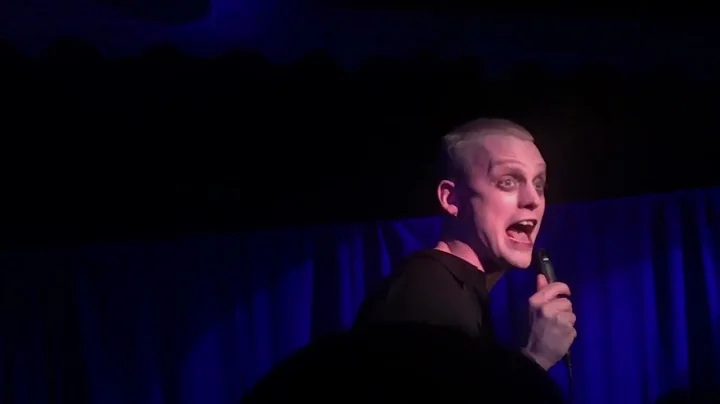 Sean Nicholas Savage LIVE at Fitzroy Berlin