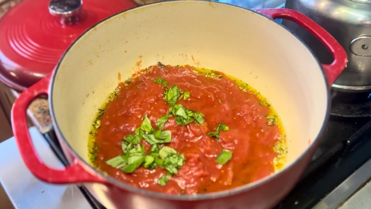 Garden Fresh Pizza Sauce / San Marzano Tomatoes & Hydroponic Herbs