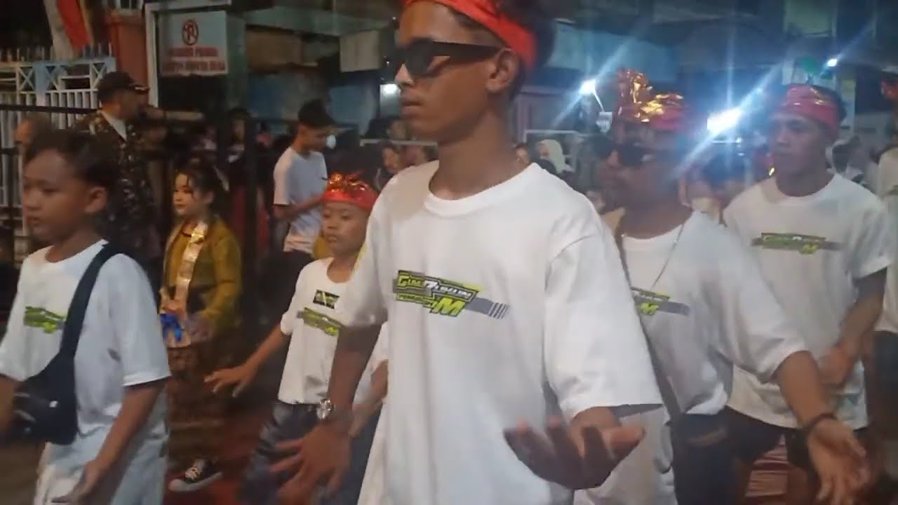 Karnaval Budaya Desa Blayu Wajak: Meriah dan Penuh Warna!