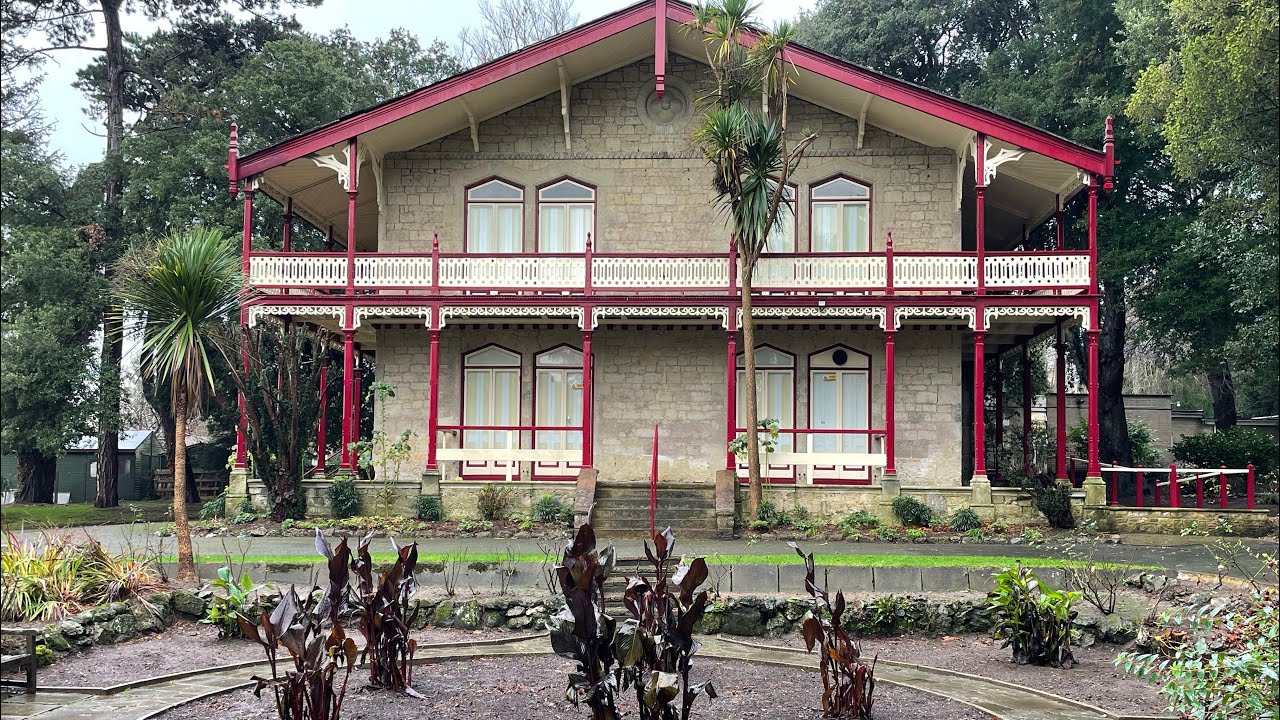 A walk around Rylstone Gardens, Shanklin, Isle of Wight December 2021 YouTube