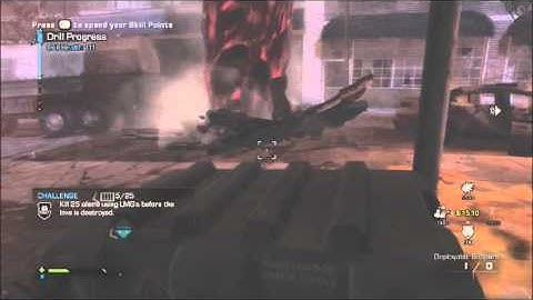 COD Ghost:Extinction Amno box vs Alien seeker (Slow motion)