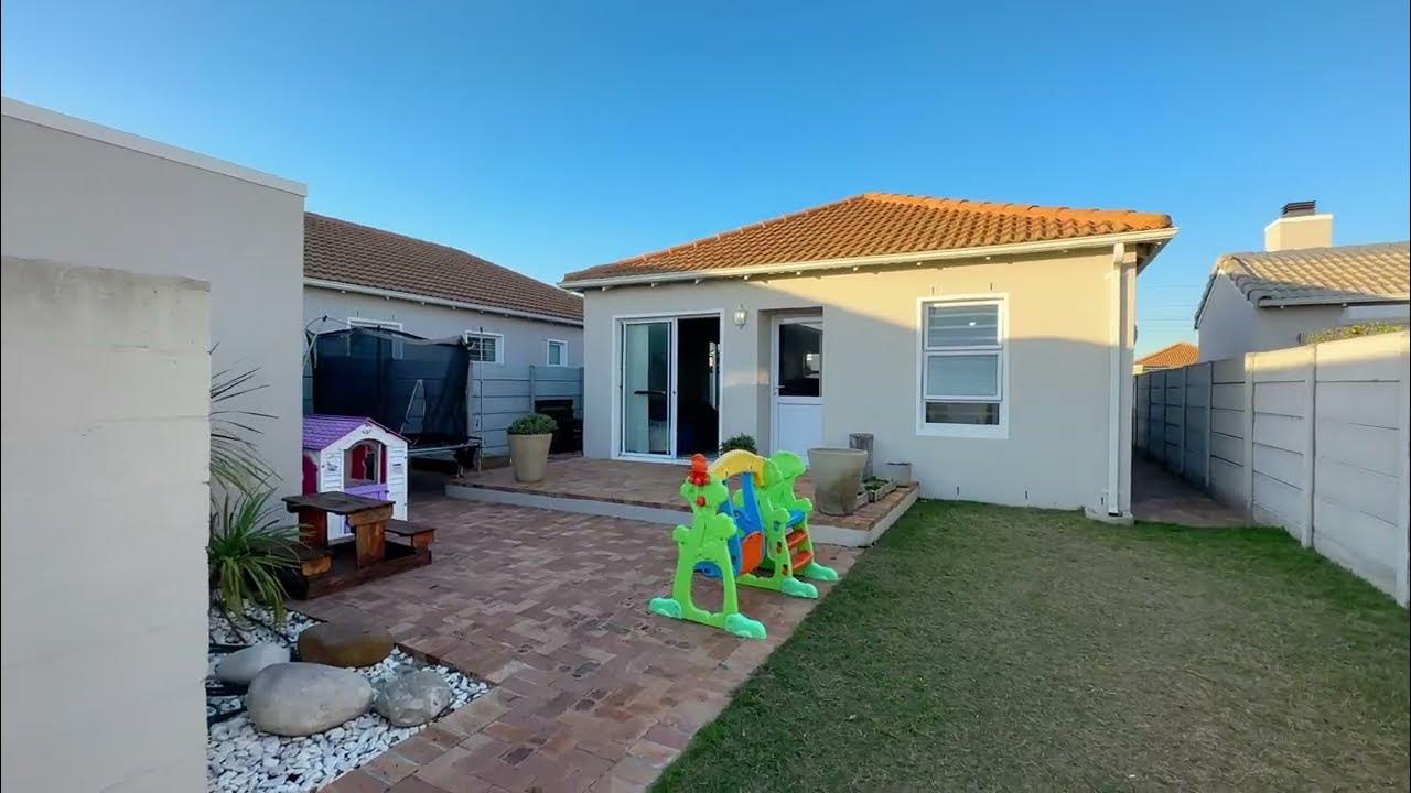 Cozy 2 Bedroom R2,100,000 Starter Home in Sunningdale, Cape Town YouTube