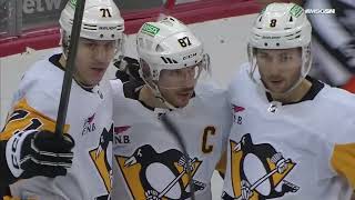 Evgeni Malkin gets an assist on Crosby's goal vs Devils (2 apr 2024)