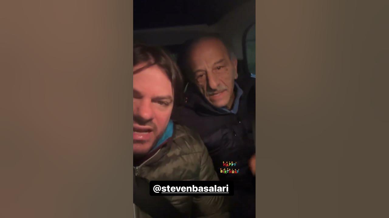 Filippo Champagne e Nevio lo stirato fanno gli auguri a Steven Basalari 🍾 YouTube Filippo Champagne e Nevio lo stirato fanno gli auguri a Steven Basalari 🍾 YouTube