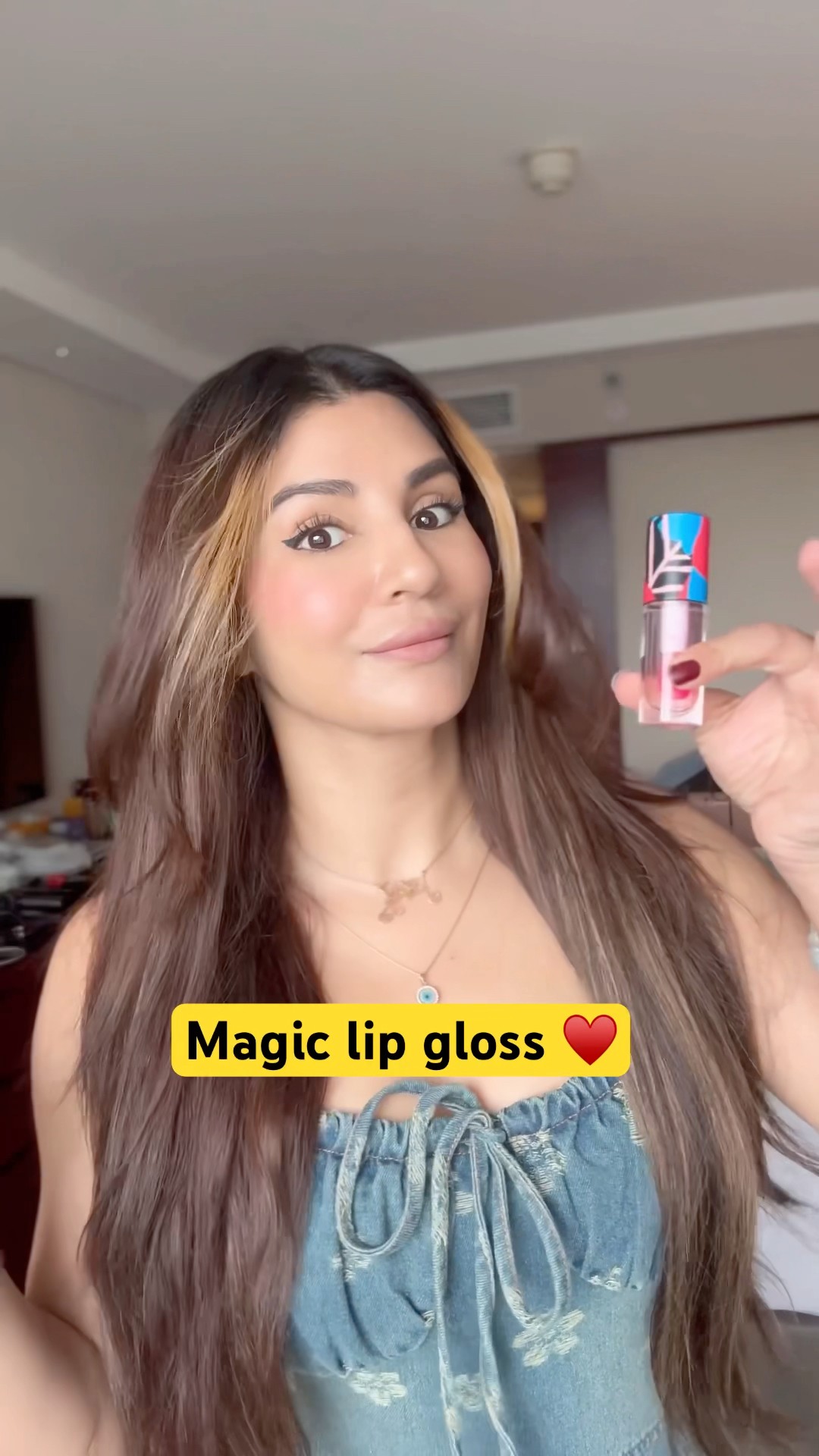 Magic Lip Gloss ♥️♥️ #priyankatyagi #trendingonshorts #shorts #ashortaday