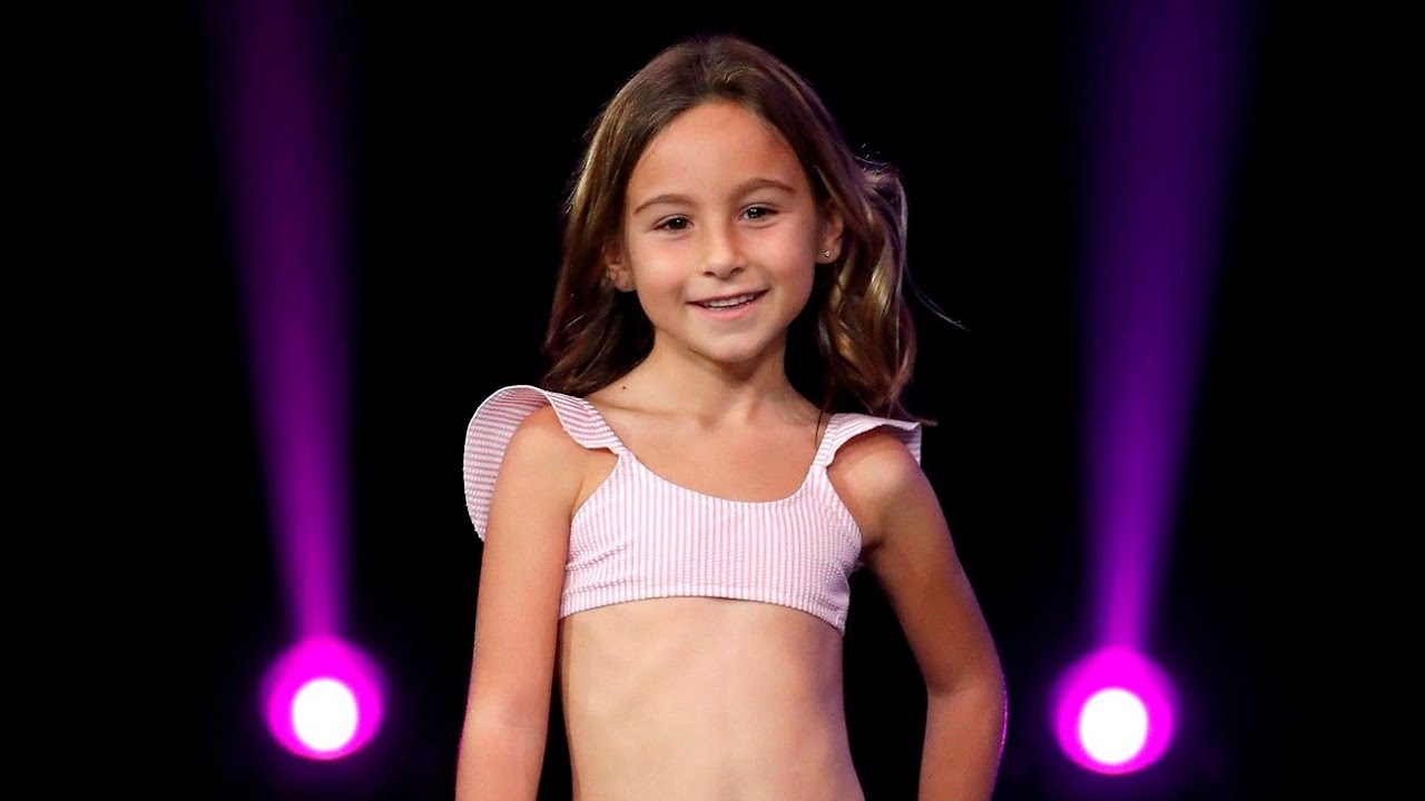 💗Desfile infantil de DC KIDS - Dolores Cortés en Gran Canaria Swim Week by Moda  Cálida💗💛💗 - YouTube
