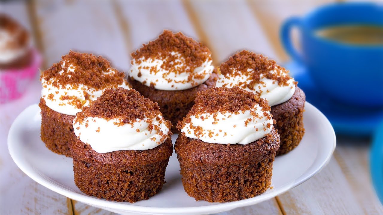 Maulwurf Muffins Rezept mit Bananenfüllung bringen Maulwurfkuchen in klein auf den Tisch - YouTube