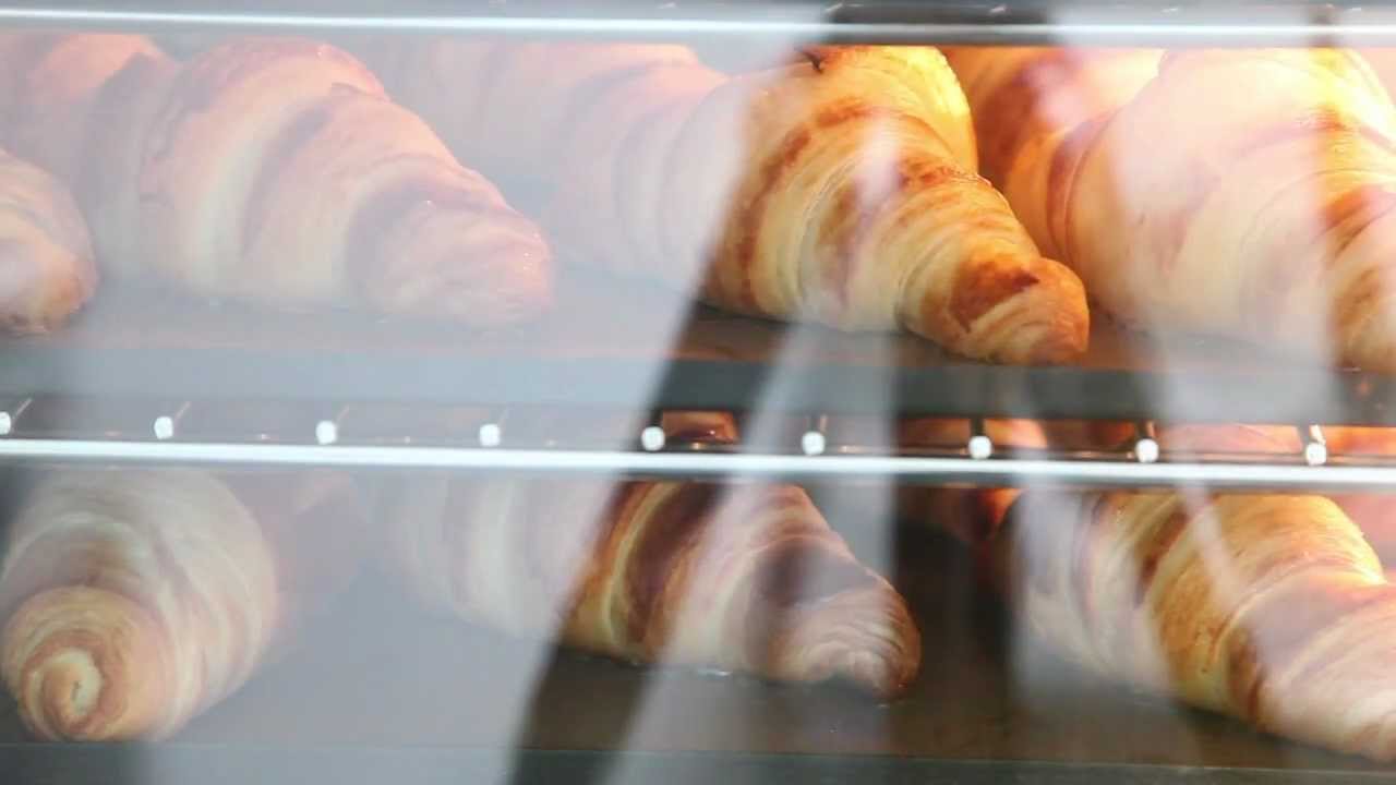 Video: Making & Baking Classic French Croissants – Weekend Bakery