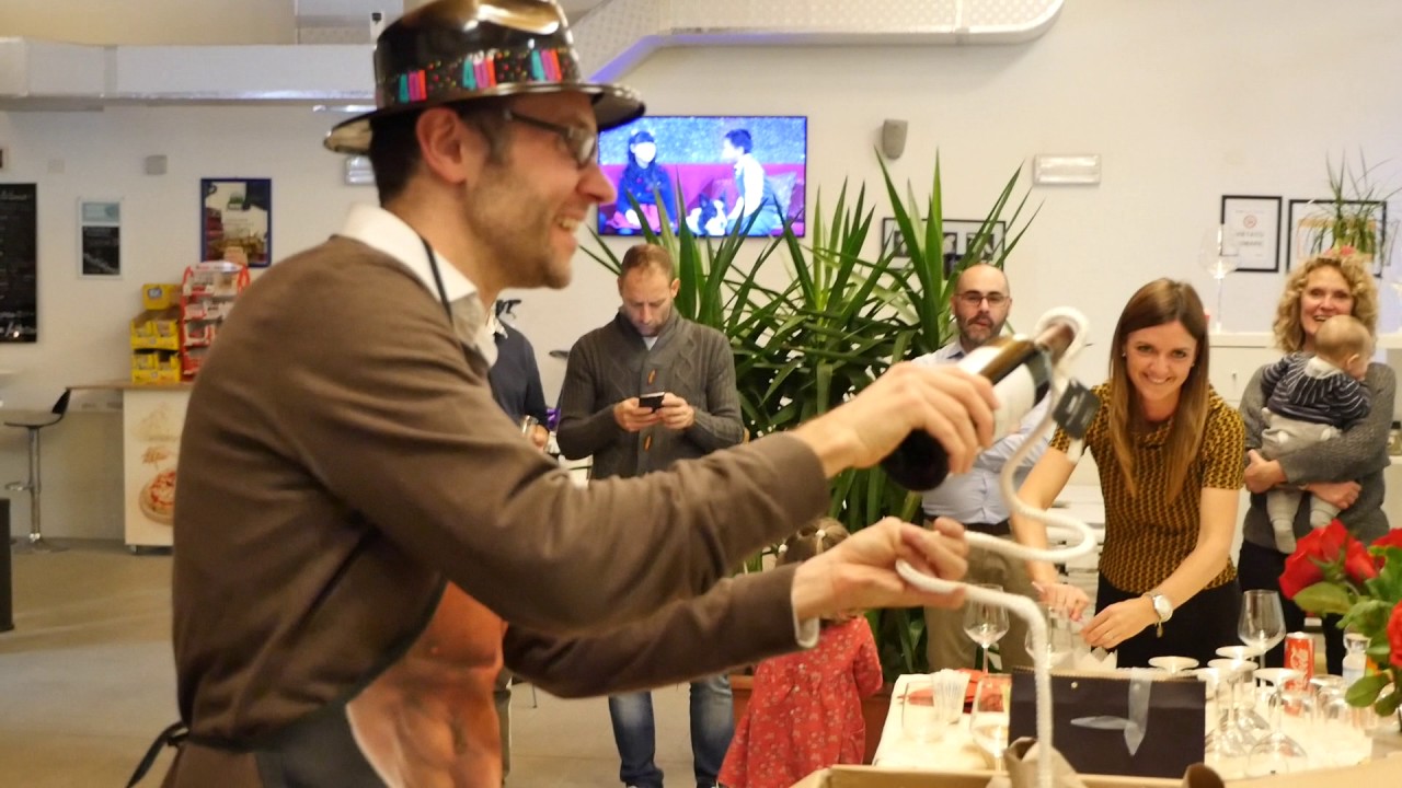 Festa A Sorpresa I 40 Anni Di Nicola Youtube