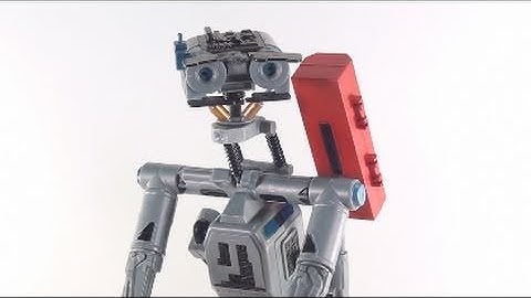 Video Review of the custom Robot V (aka Johnny 5 from Short Circuit 1 & 2)