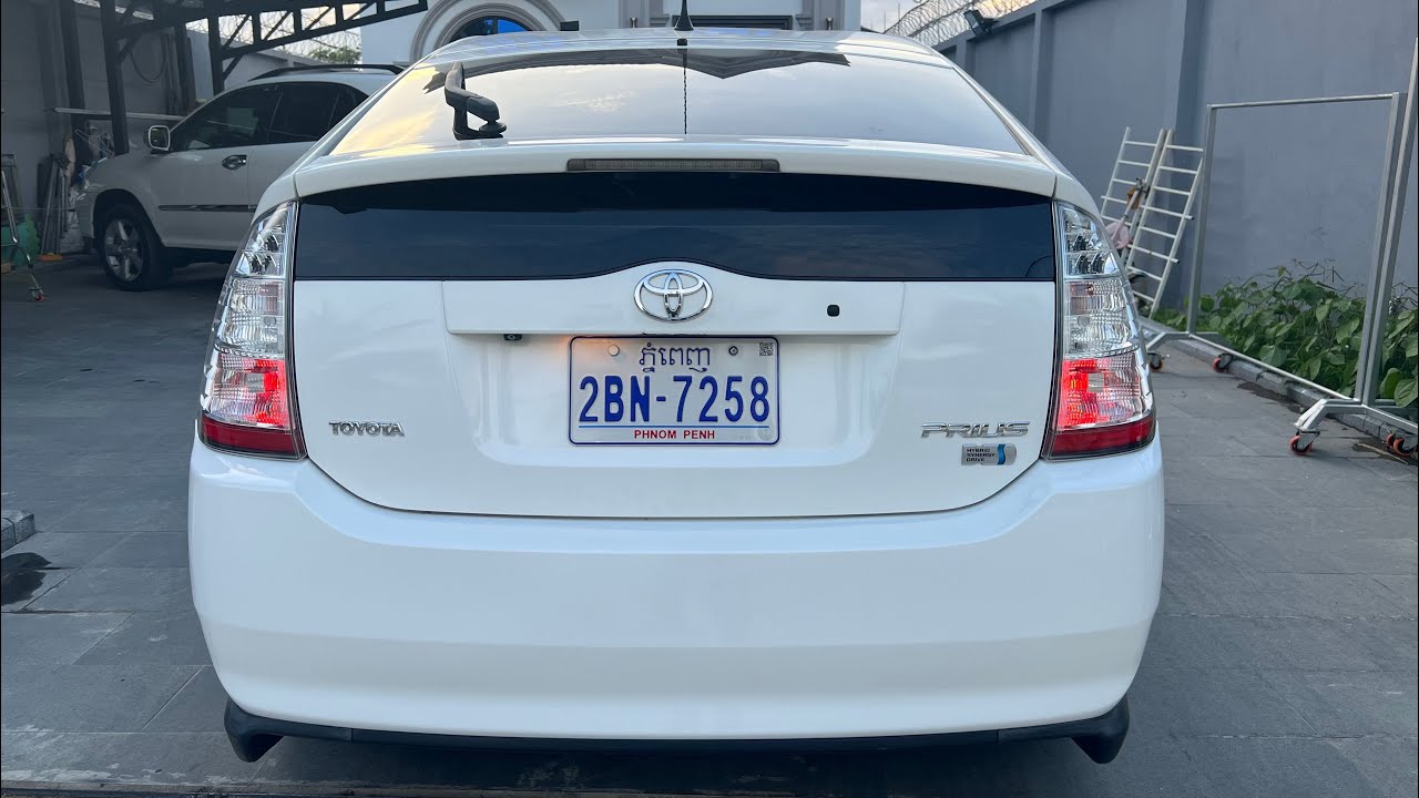 របៀបមើលទឹកថ្នាំឡាន Prius