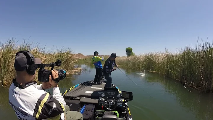 Fishing with Johnny Johnson - Martinez Lake with S...