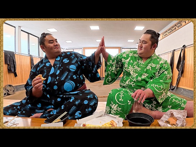 歴代横綱場所入り図』全体 木下大門作 【日本相撲協会財団法人設立100