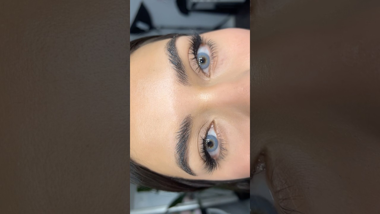 Do DESIO Color Contact Lenses look Real? DESIO IRRISTABLE BLUE 