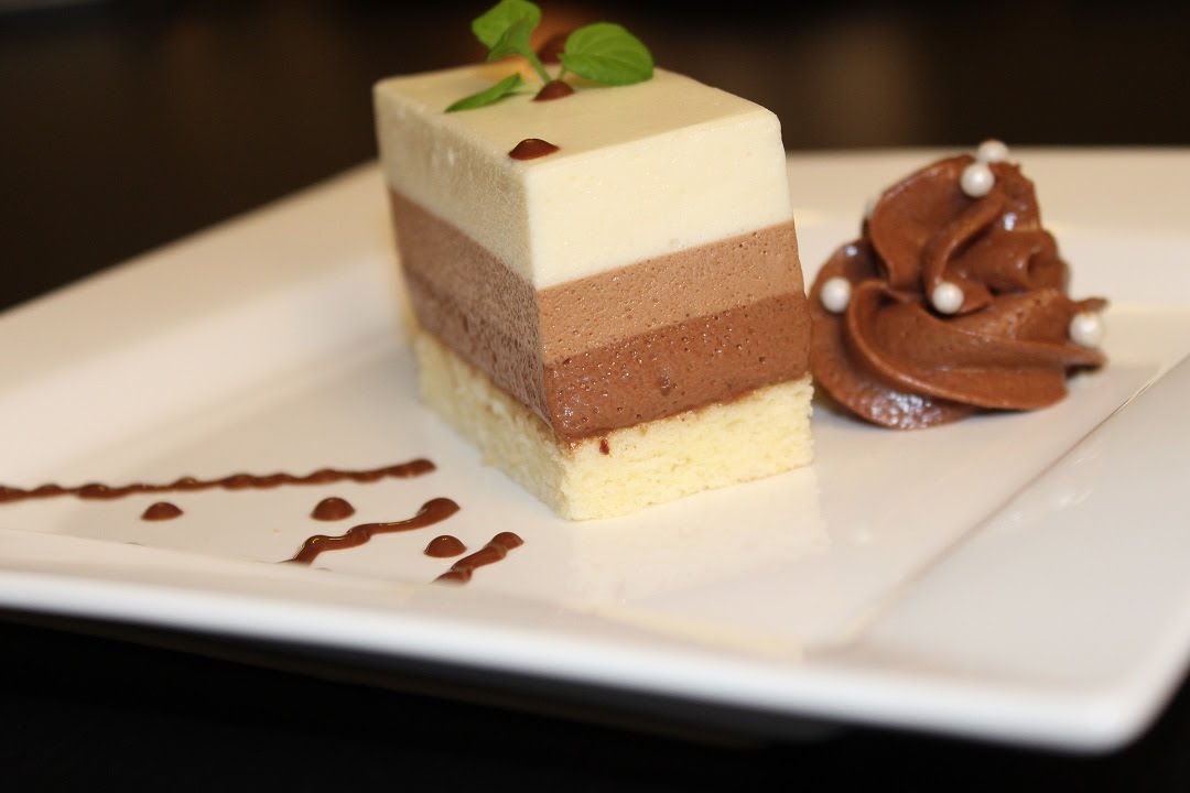 Tort trio mousse de ciocolata bake off