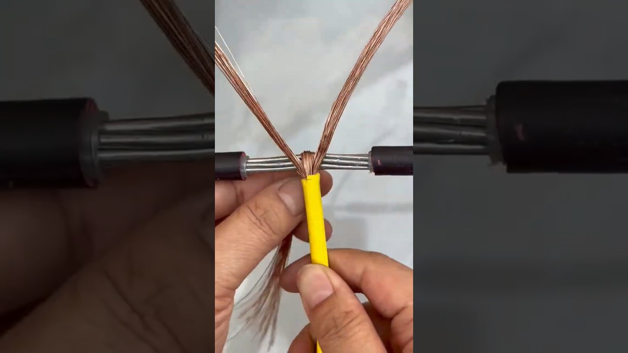 WIRE SPLICING genius! ⚡🔧🤯 #shorts #electrical #engineering #diy #skills