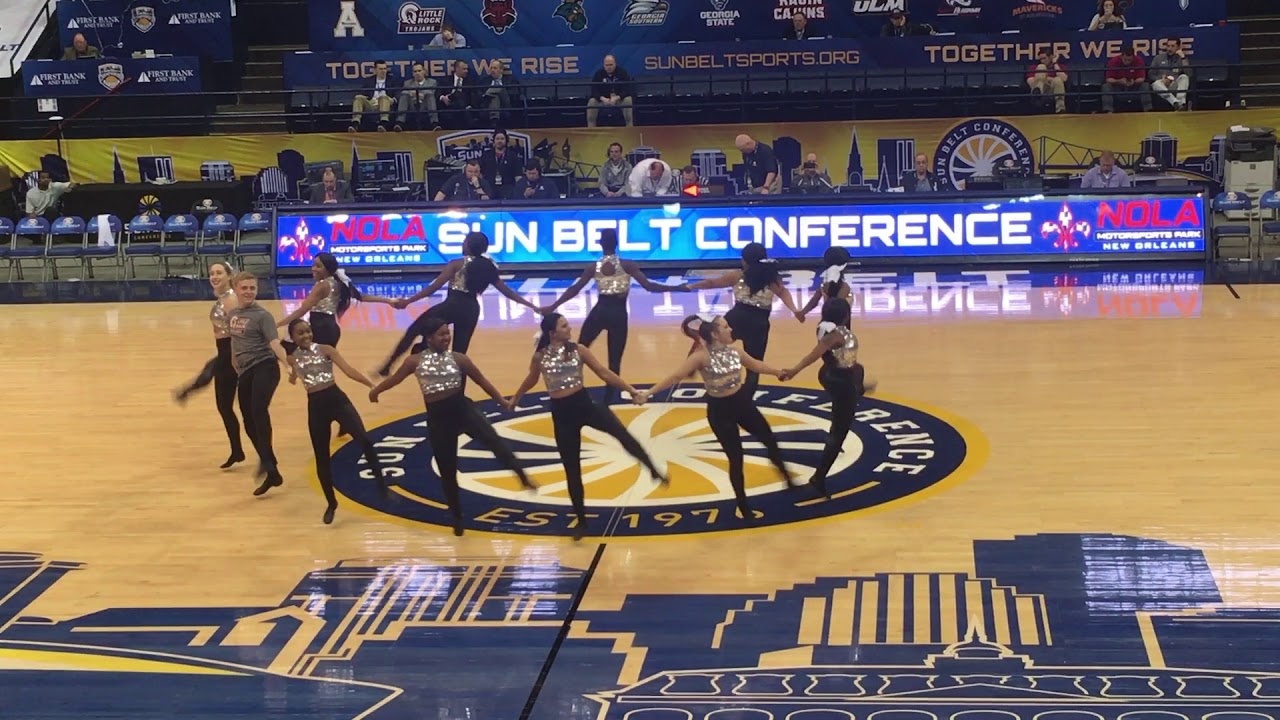 Little Rock Dance Team | Man in the Mirror [Half-Time Performance ...