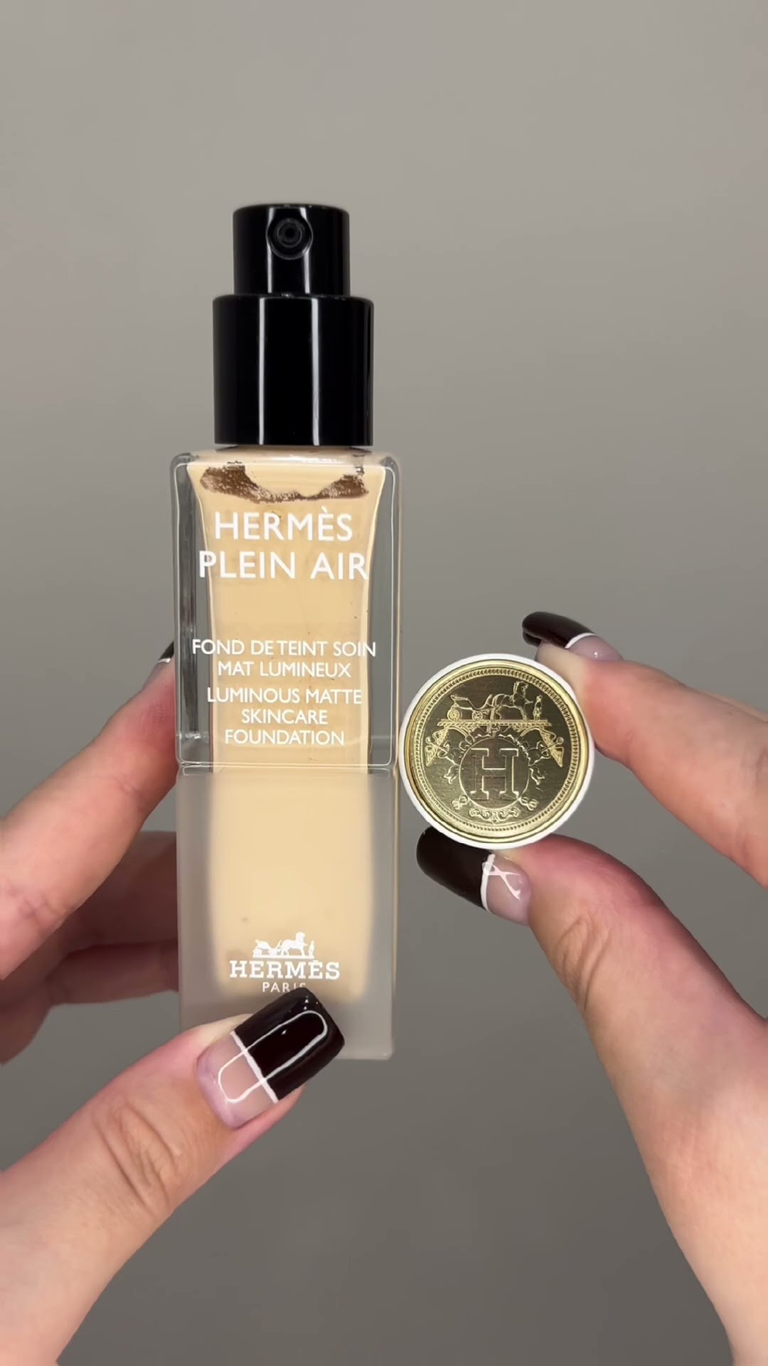 Hermes Plein Air Luminous Matte Skincare Foundation | 07N Kaolin