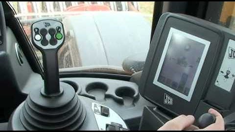 First Drive: JCB Fastrac 3230 Xtra