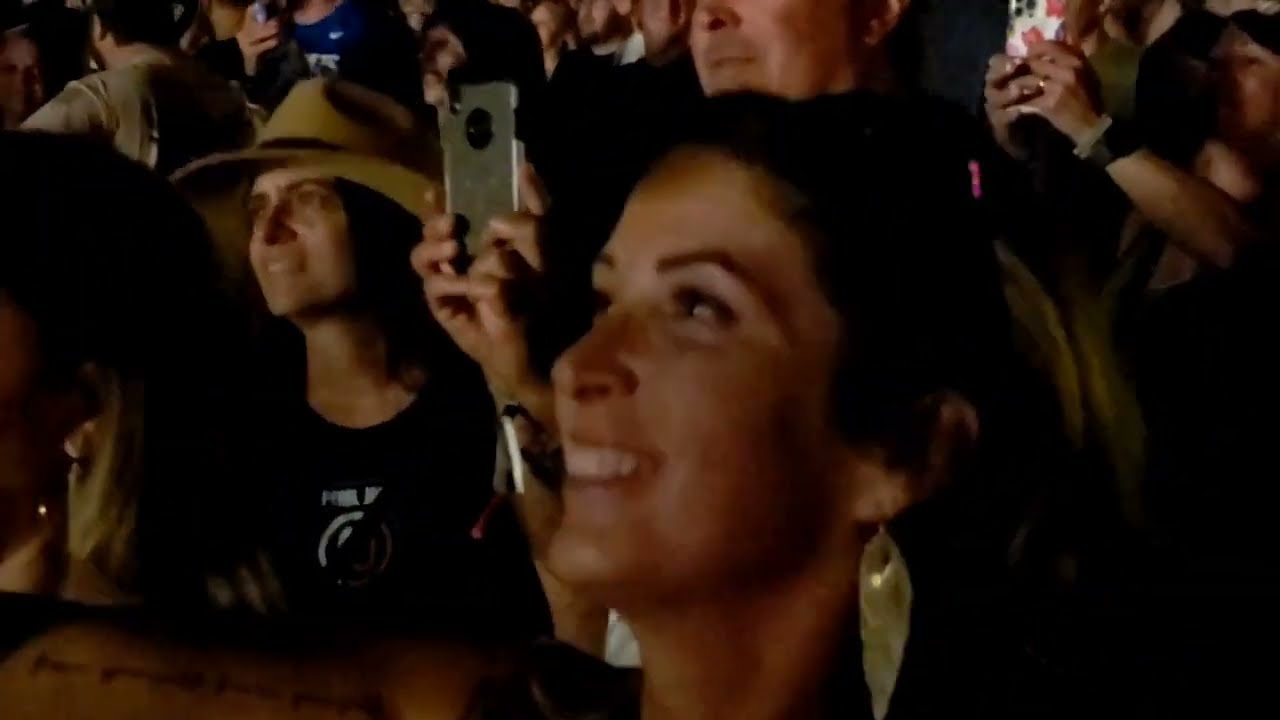 Pearl Jam - Purple Rain crowd video, Bourbon & Beyond 2022
