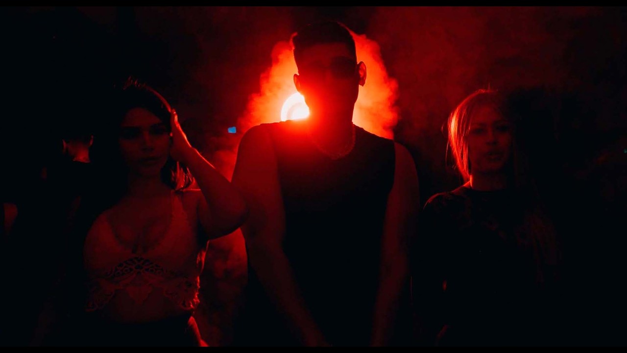 VIP - Paper One / Video Oficial adlı videoyu YouTube'da izle VIP - Paper One / Video Oficial adlı videoyu YouTube'da izle