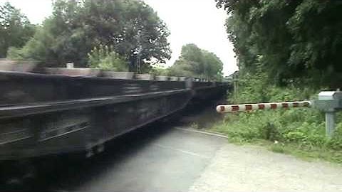 Bauhreihe 151 DB Schenker Rail with empty steel Train(Flatcars)