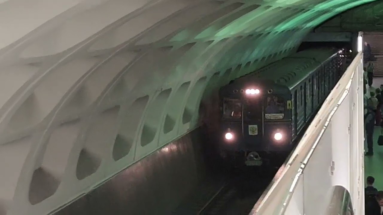 81-710 «Лаборатория СЦБ» через станции «Таганская» и «Красногвардейская»