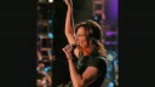 Watch Martina McBride Heart Trouble video