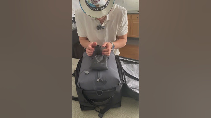 Checked bags 🙅‍♂️ Carry Ons 🙆 #travel #carryon #travelbag #dufflebag #ryanair #vacation