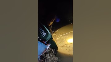 xiệt ủi ếch đồng bơm nước