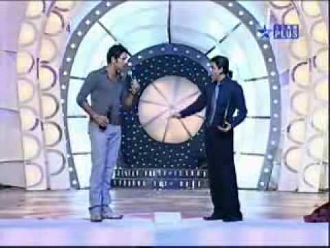 Yuvraj Singh dancing with Shahrukh khan