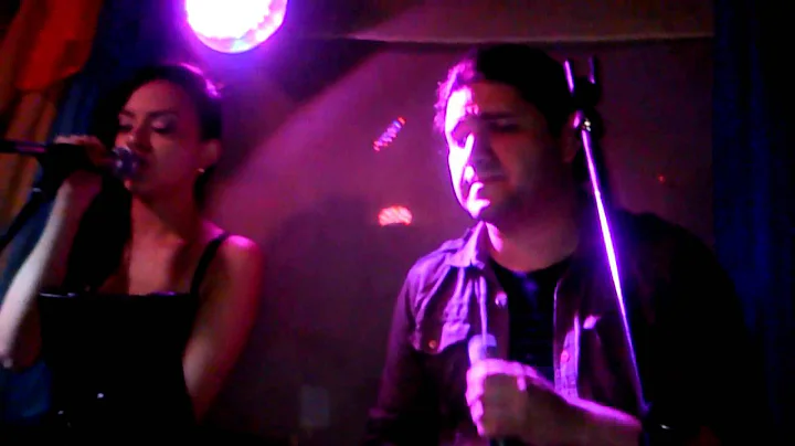 Take a look at me now - Hugo Monge & Jessica Lpez
