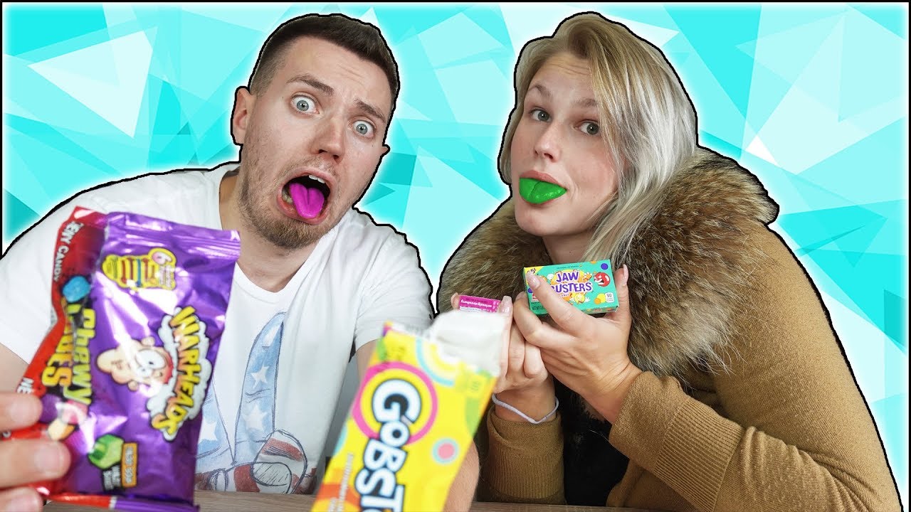 Wir testen die SAUERSTEN Süßigkeiten und mein Zahn bricht fast ab! - YouTube