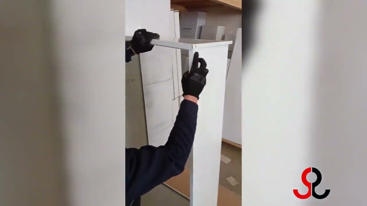 Montaggio del copricaldaia su misura - 2 ante