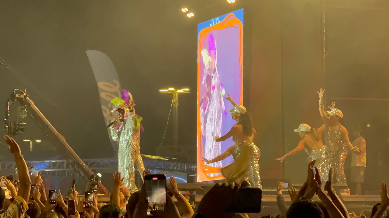 The Lizard Kaking - Lord Lally (Soca Final)