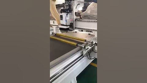 Press roller ATC wood CNC router with double working table 3