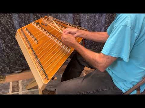 Demonstrating the New Swift Compact Chromatic Hammered Dulcimer│Songbird Dulcimers