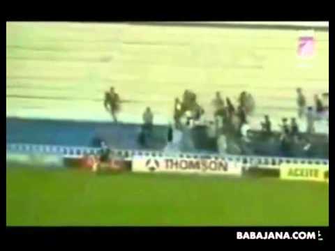 მოწყენილი მაყურებელი ერთობა